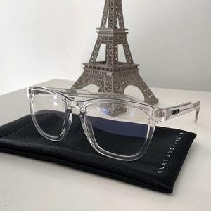 Quay Hardwire clear glasses with blue light.